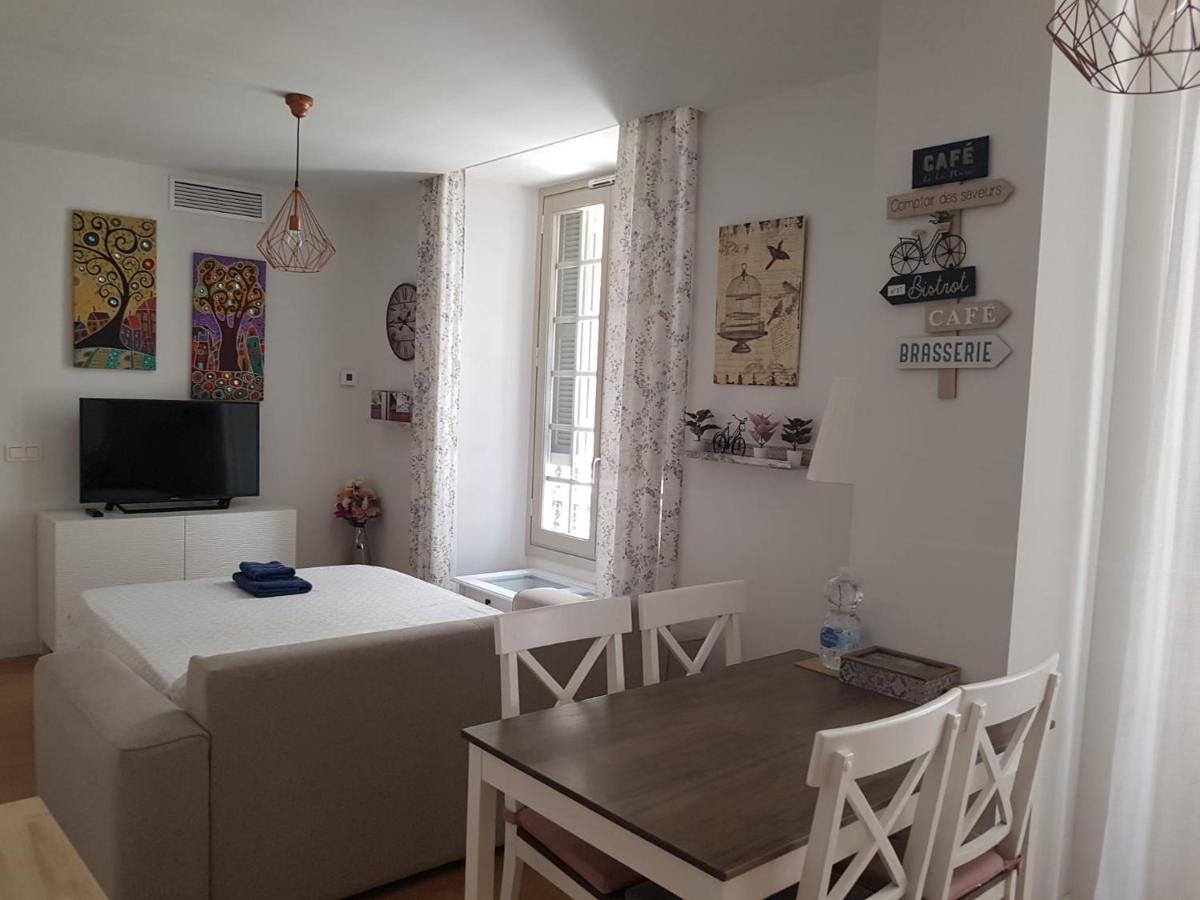 Apartamento Plaza Del Teatro Parking Free Málaga Extérieur photo